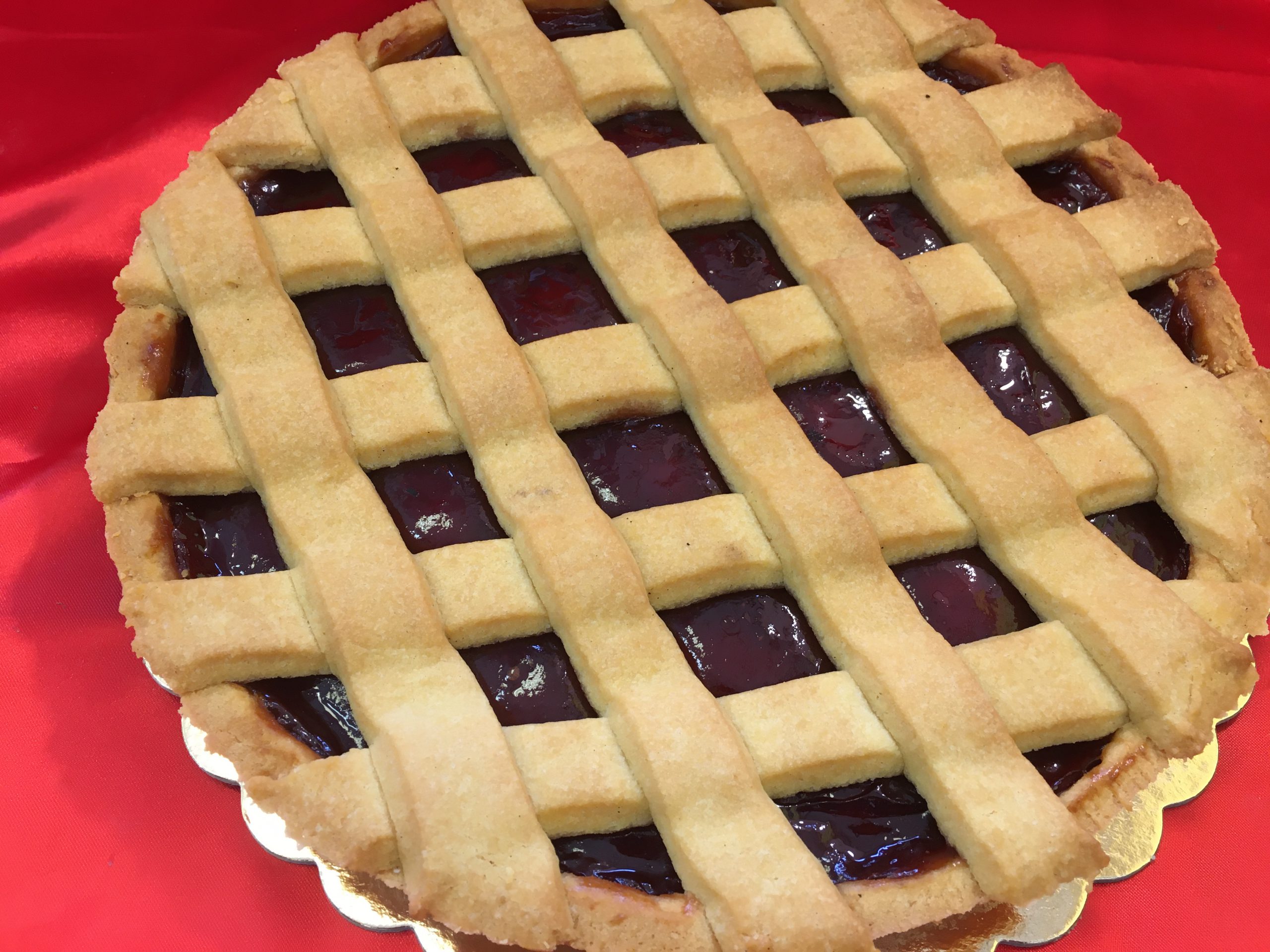 CROSTATA GRANDE - CONFETTURA DI CILIEGIE - 12 PORZIONI - KG. 1,500 - - immagine 2